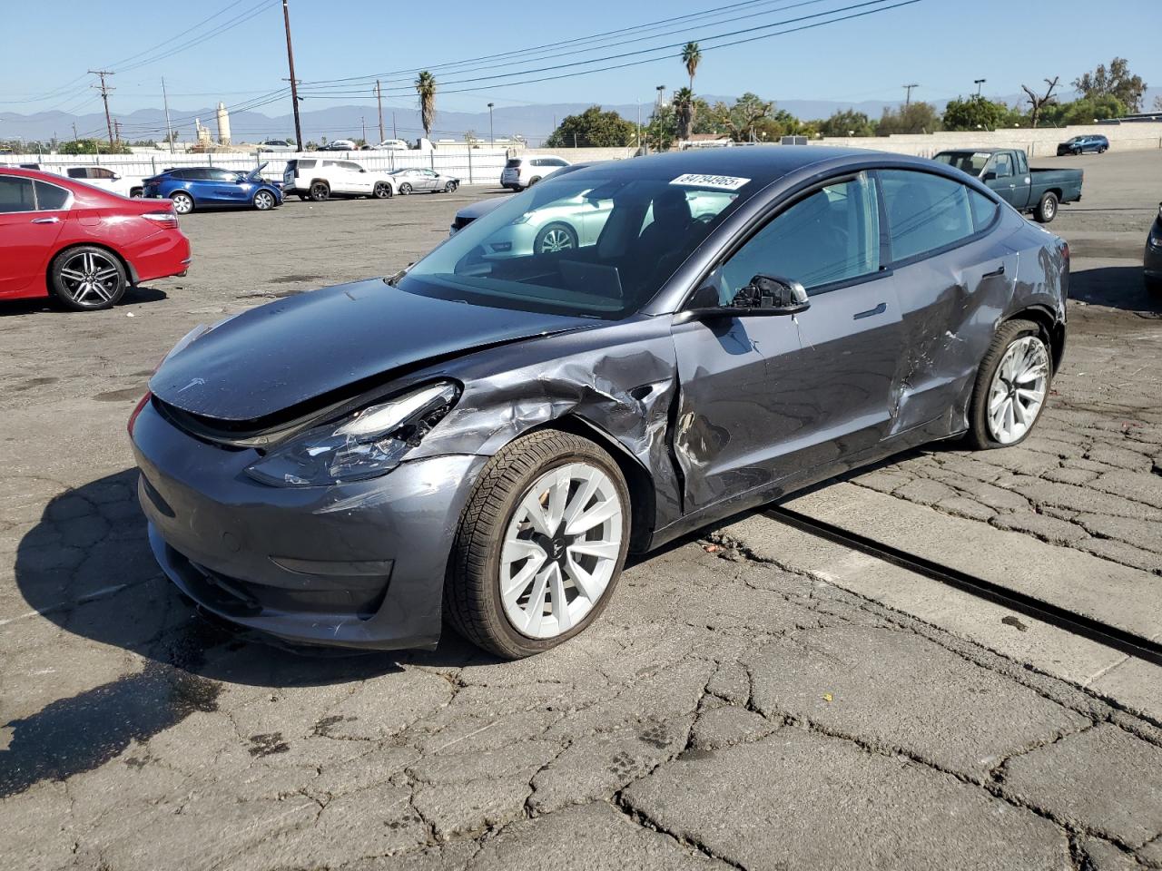 TESLA MODEL 3