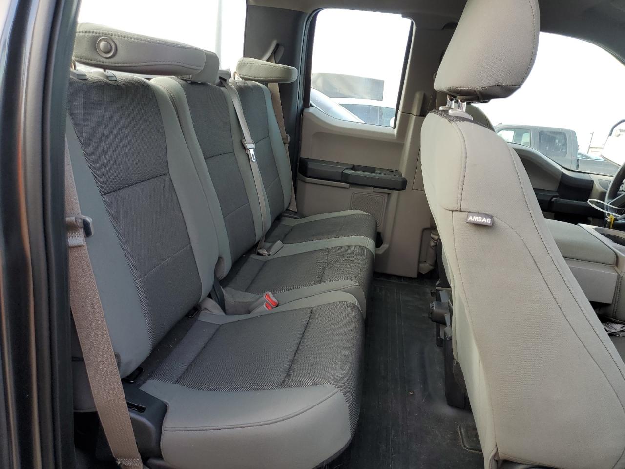 FORD F-150 SUPER CAB