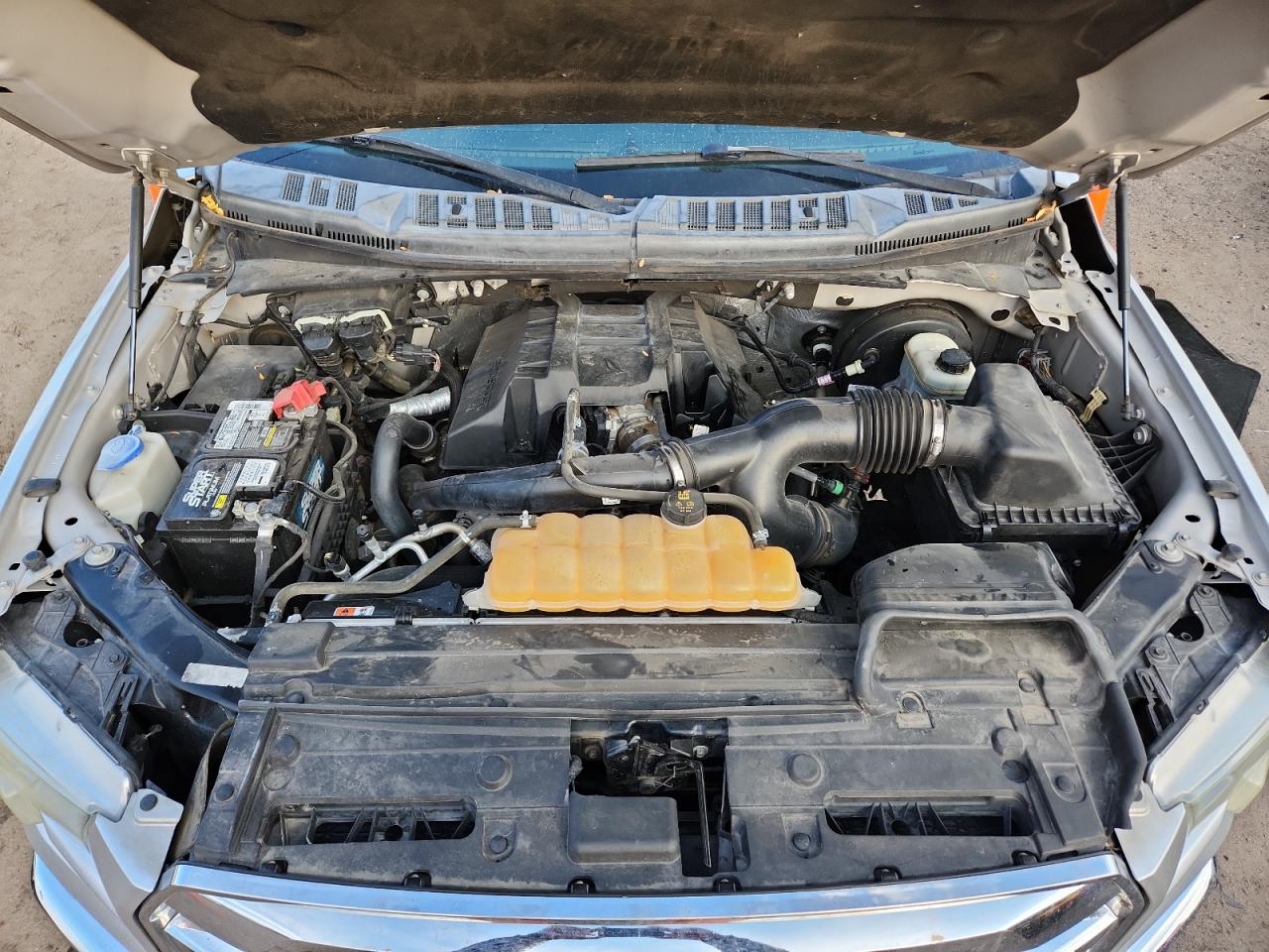 FORD F-150 SUPERCREW