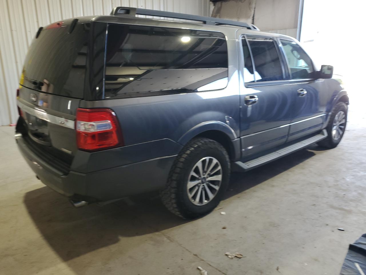 FORD EXPEDITION EL XLT