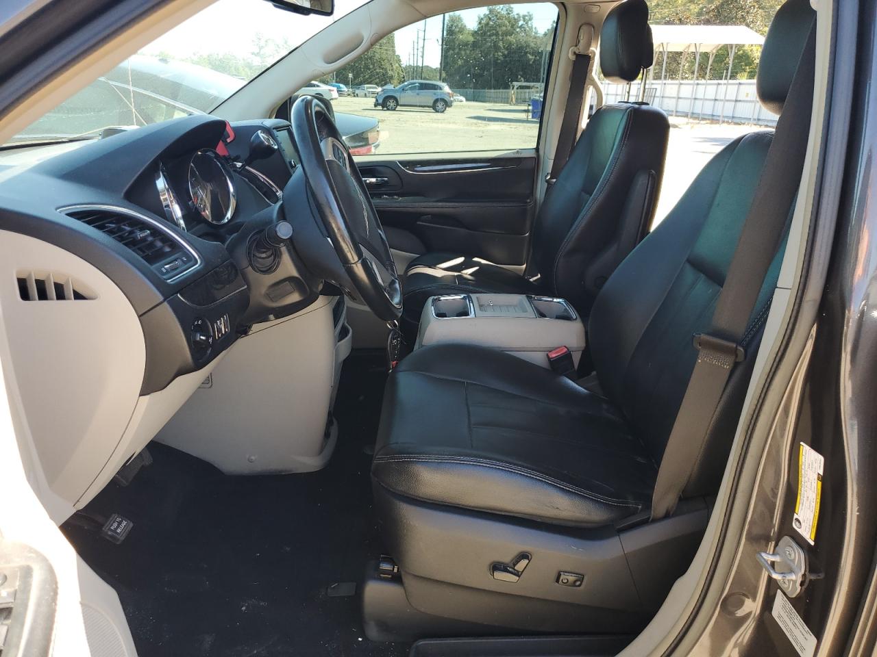 CHRYSLER TOWN & COUNTRY TOURING