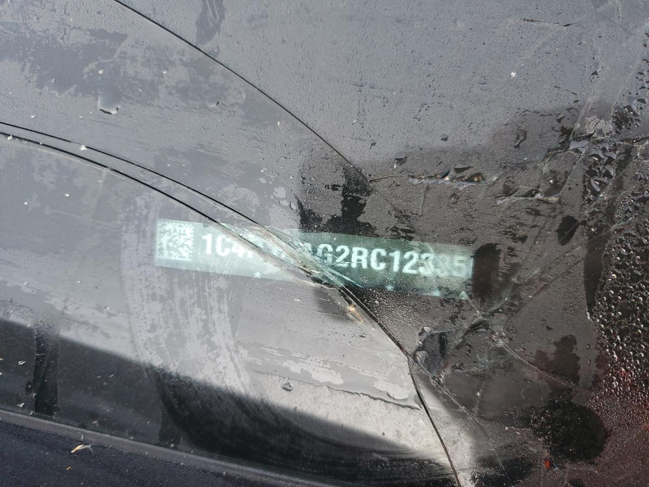 JEEP GRAND CHEROKEE LAREDO