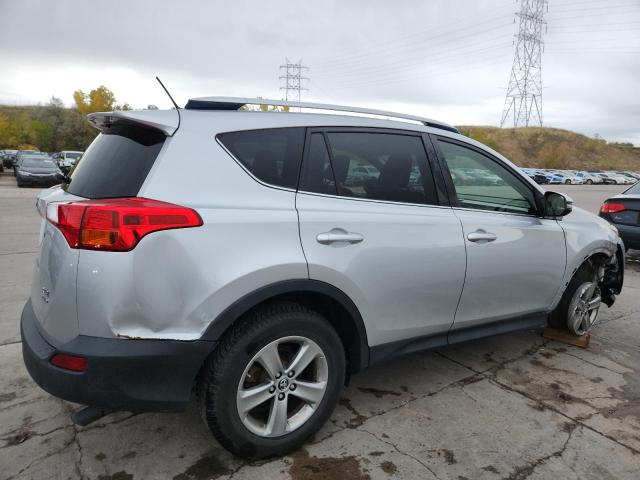 2015 TOYOTA RAV4 XLE - JTMRFREV5FD153005