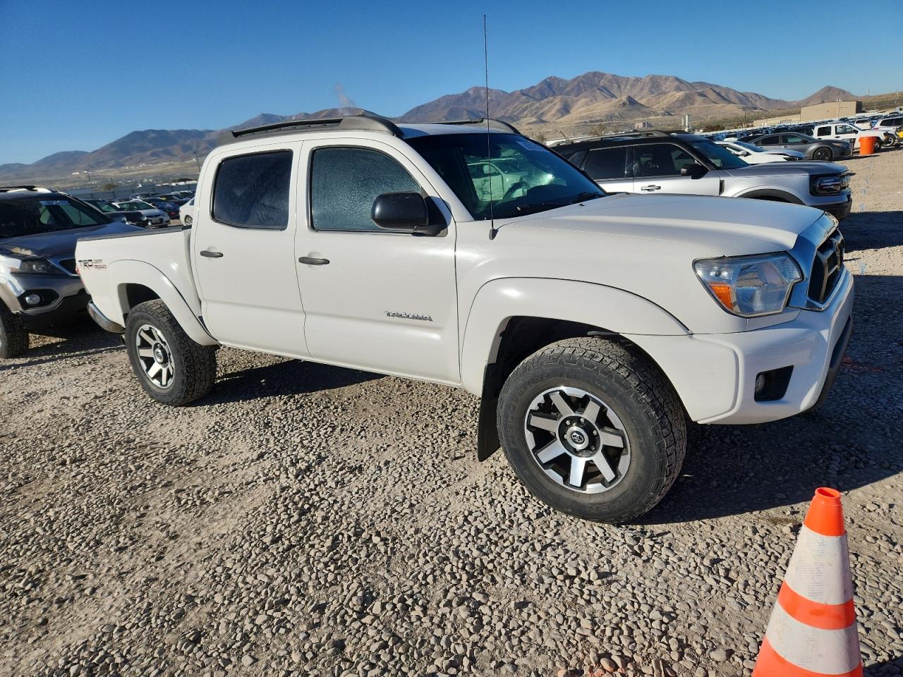 TOYOTA TACOMA DOUBLE CAB