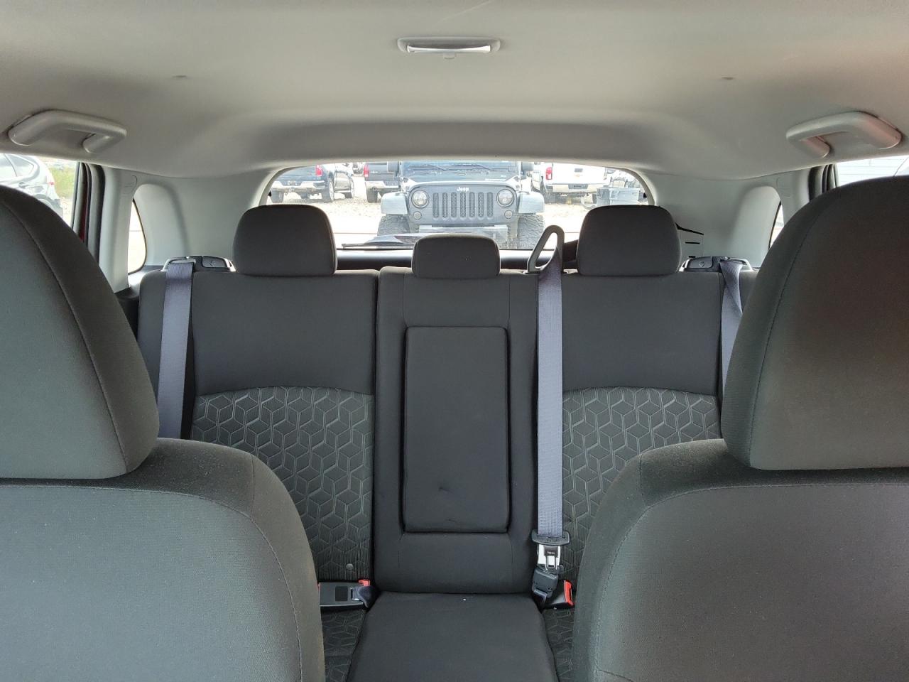 MITSUBISHI OUTLANDER ES