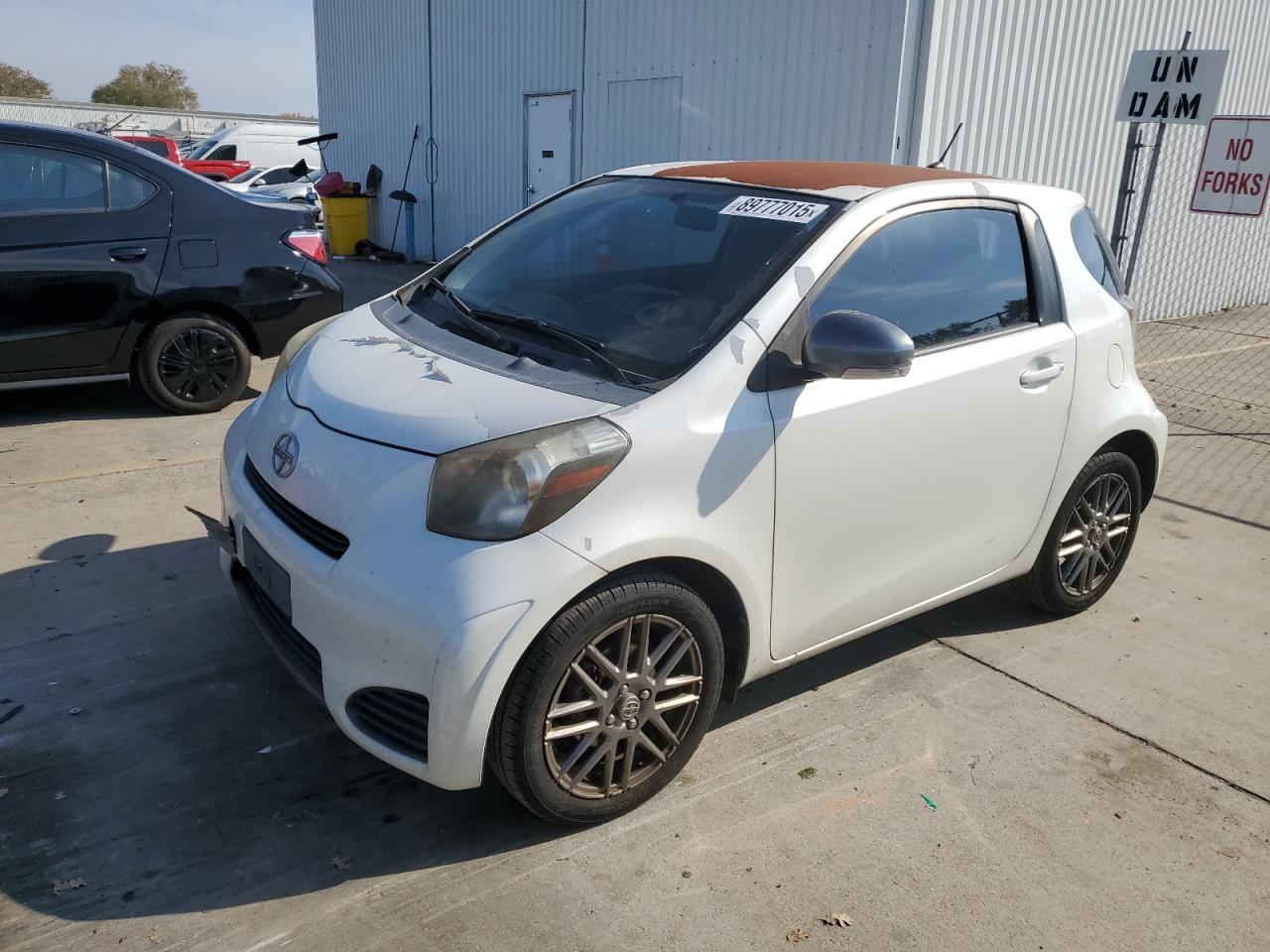 TOYOTA SCION IQ