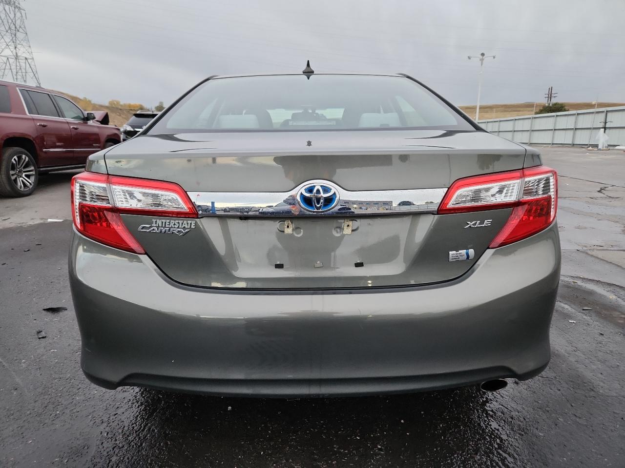 TOYOTA CAMRY HYBRID