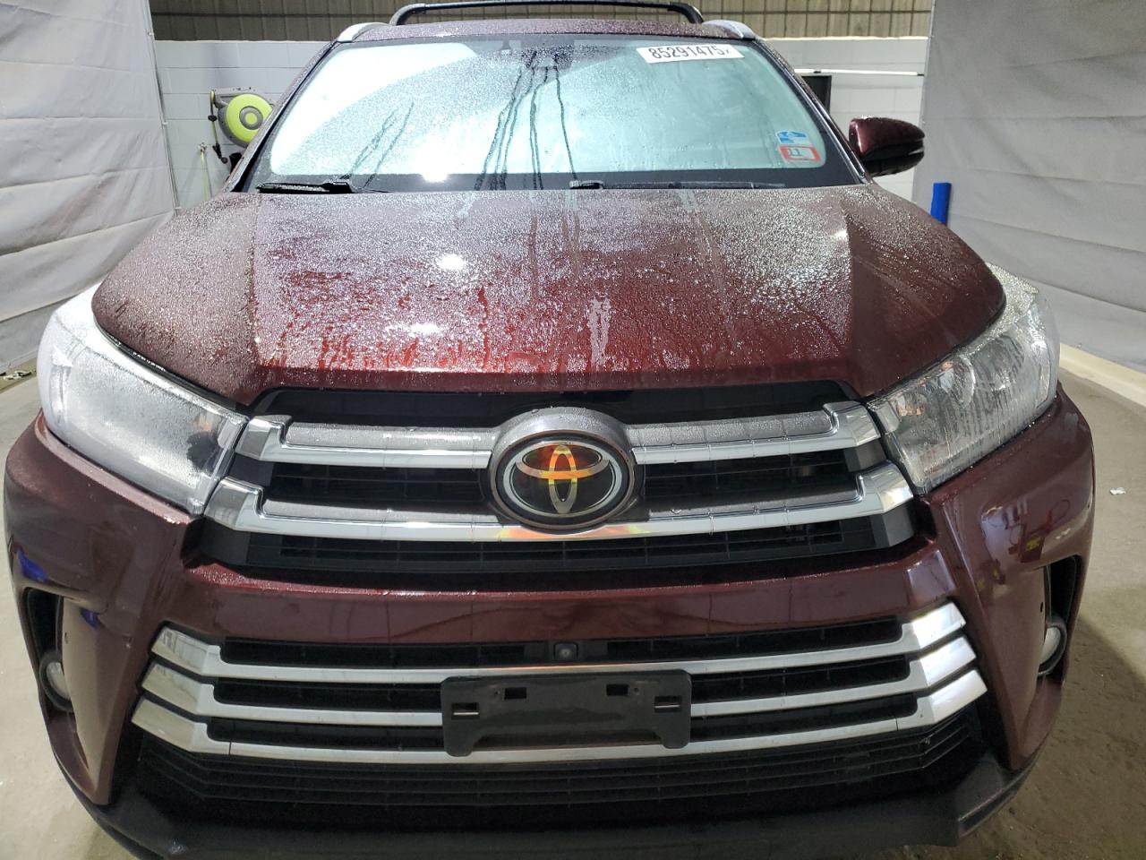 TOYOTA HIGHLANDER LIMITED
