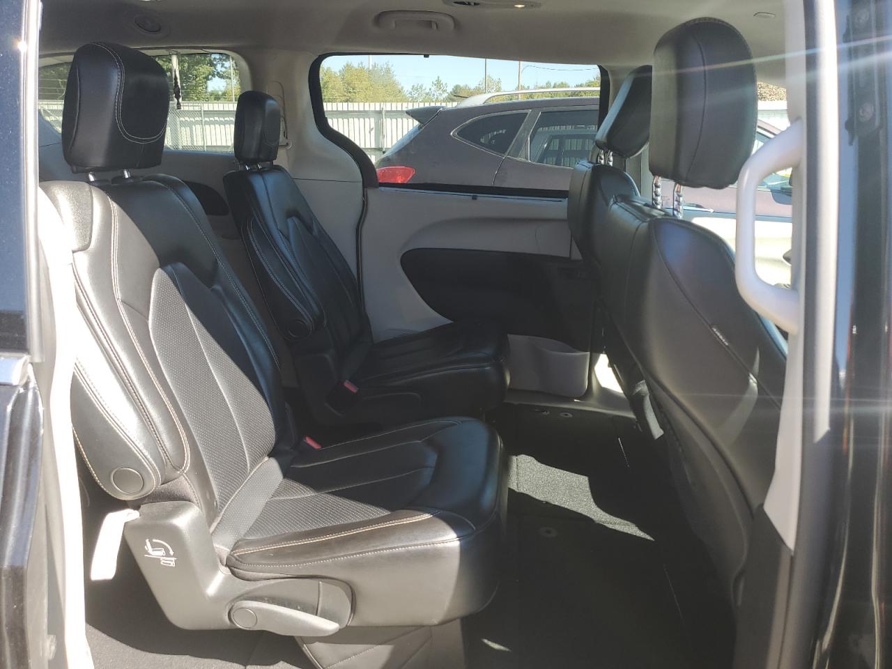 CHRYSLER VOYAGER LXI