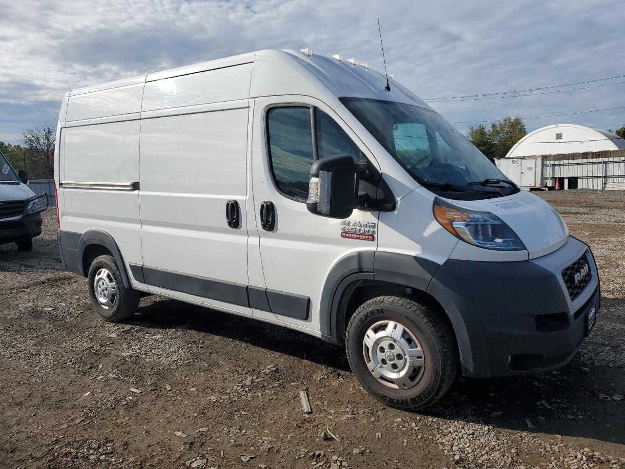 RAM PROMASTER 2500 HIGH