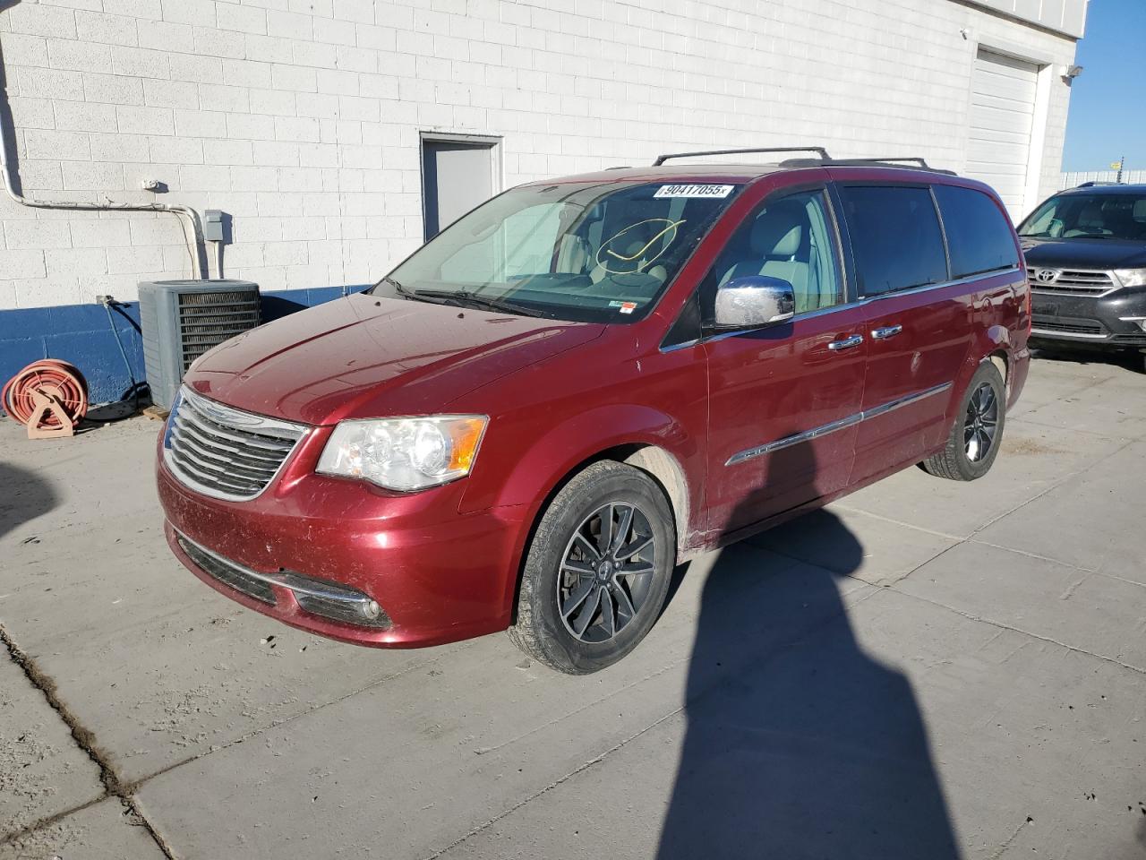 CHRYSLER TOWN & COUNTRY TOURING L