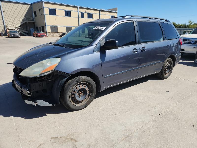 TOYOTA SIENNA CE