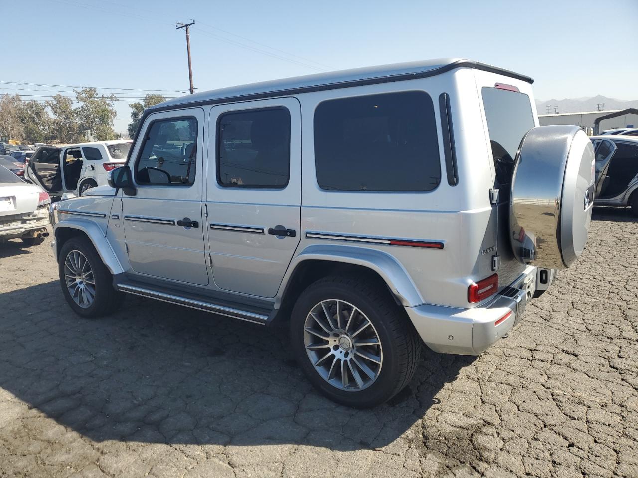MERCEDES-BENZ G-CLASS 550