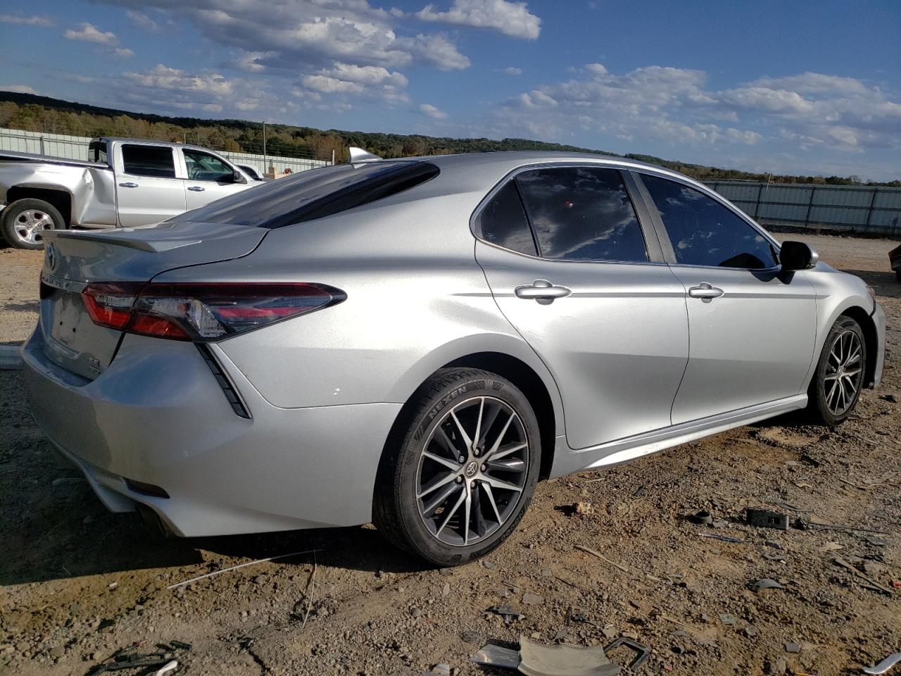 TOYOTA CAMRY SE
