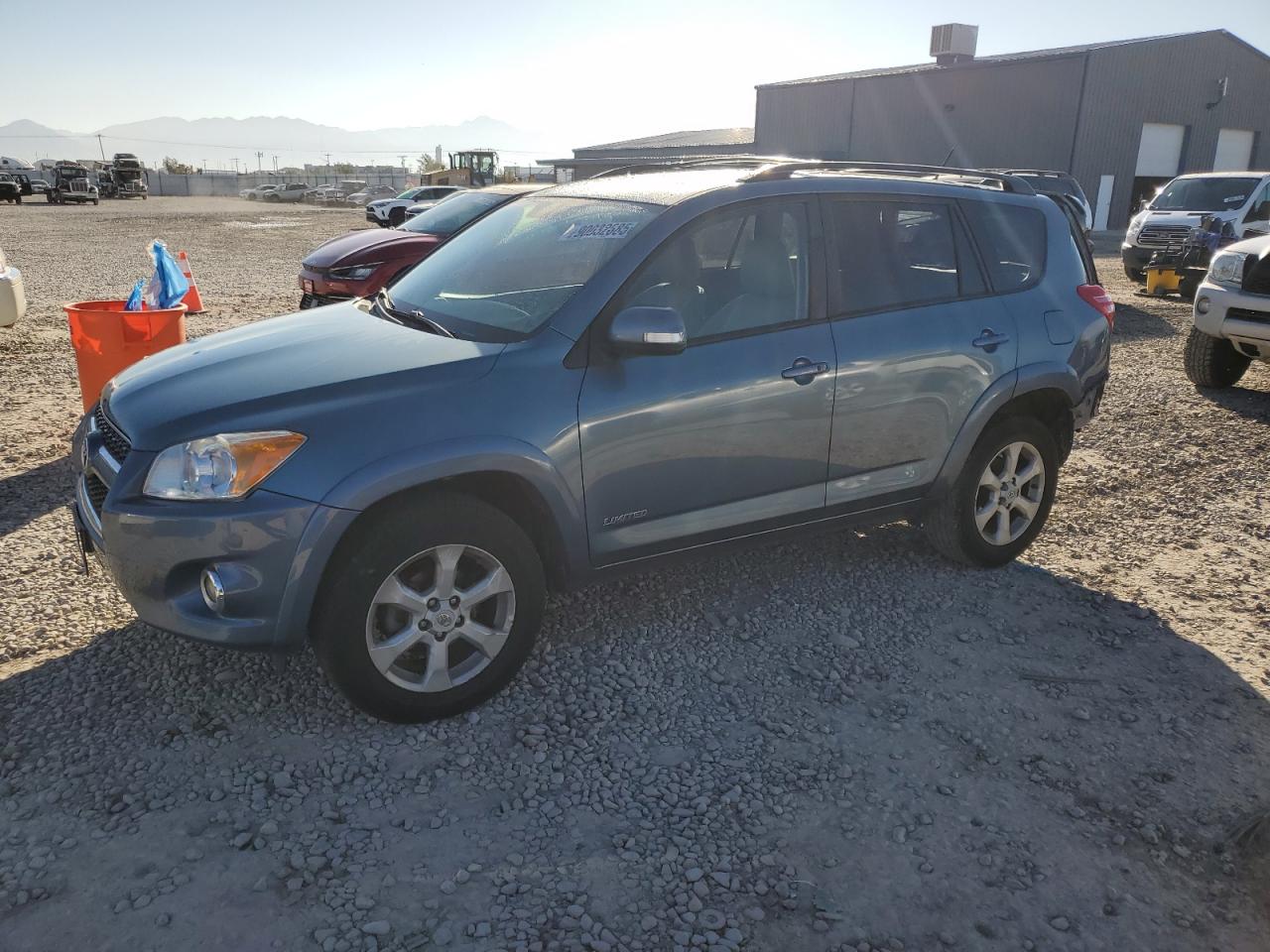 TOYOTA RAV4 LIMITED