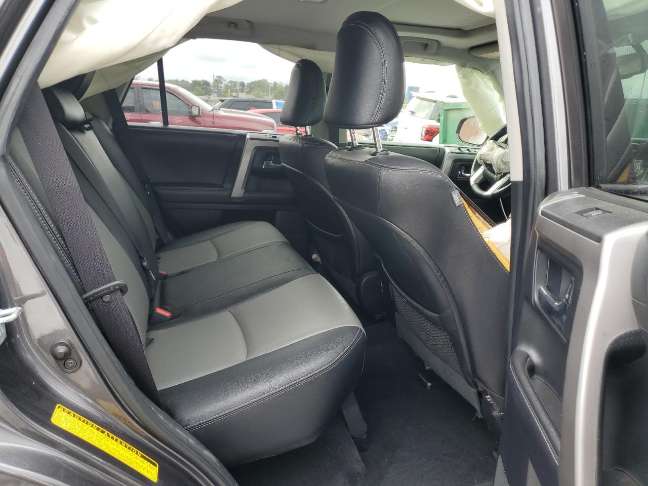 TOYOTA 4RUNNER SR5/SR5 PREMIUM