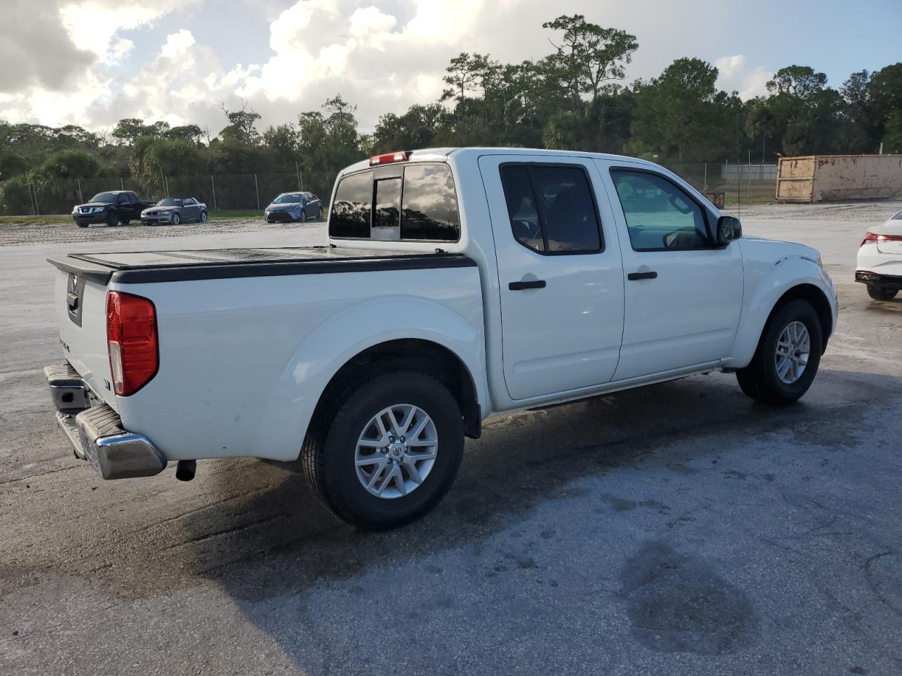 NISSAN FRONTIER S