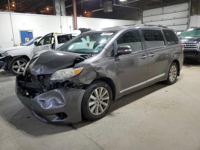 TOYOTA SIENNA XLE