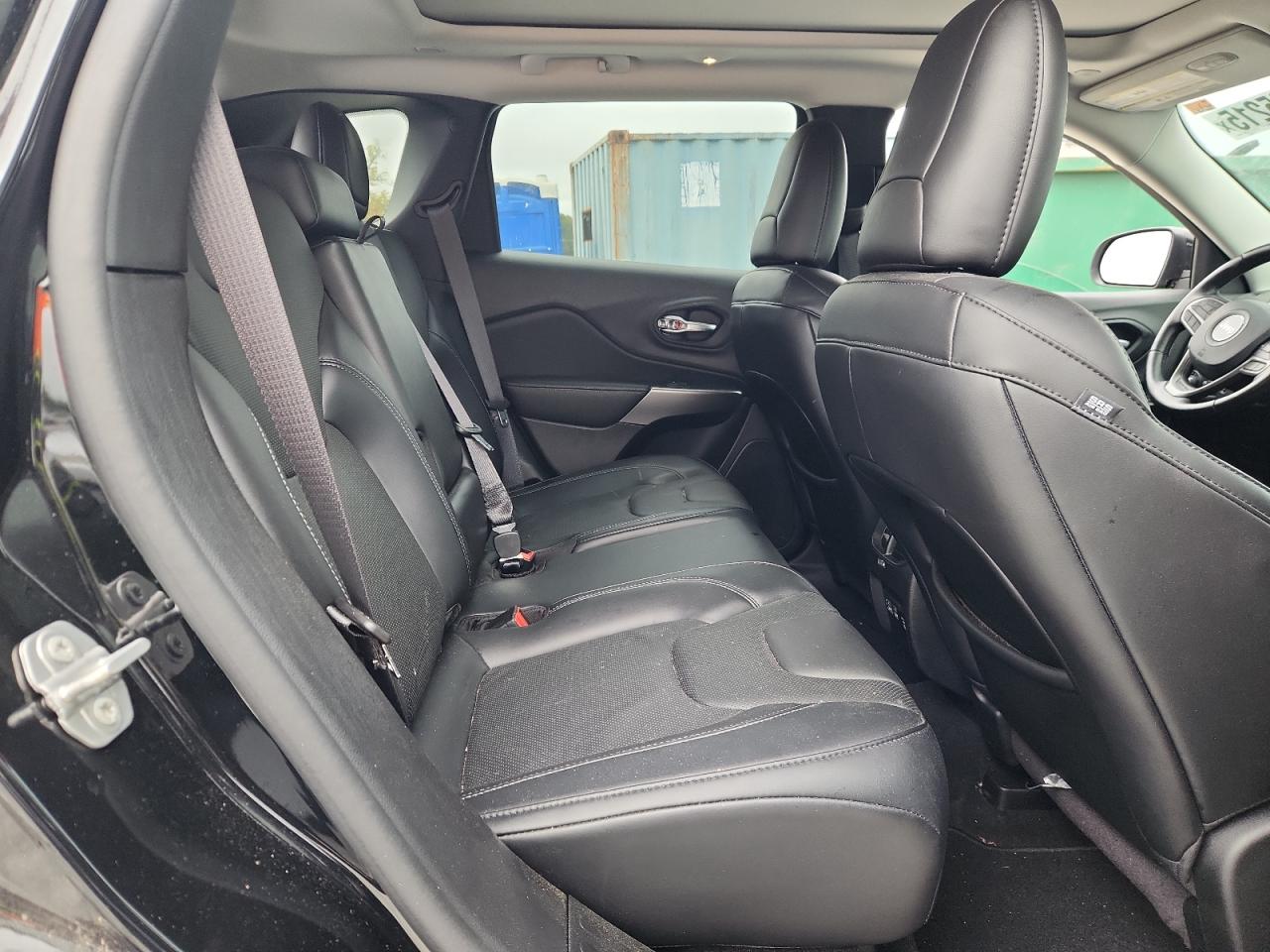 JEEP GRAND CHEROKEE LATITUDE LUX