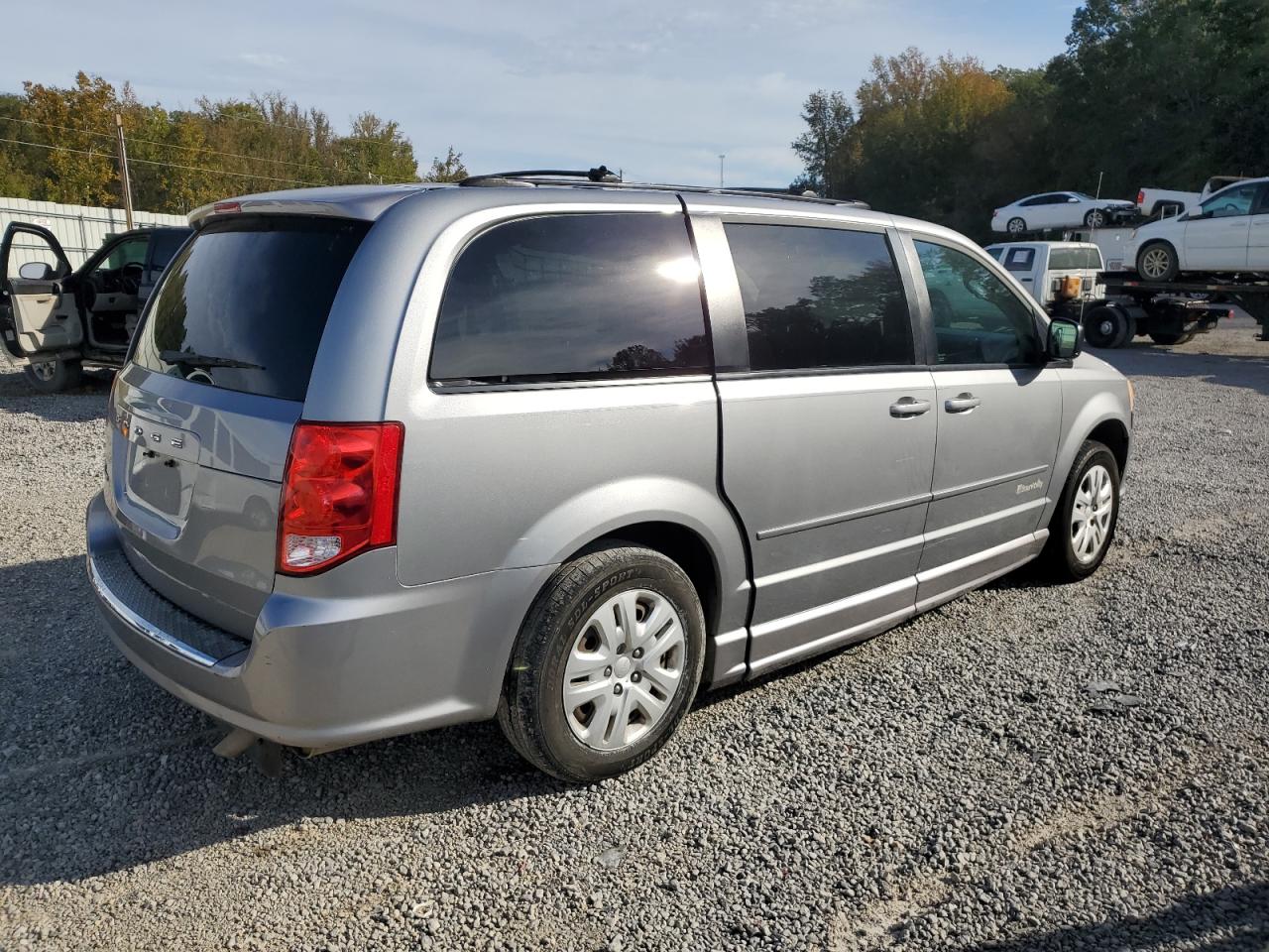 DODGE GRAND CARAVAN SE