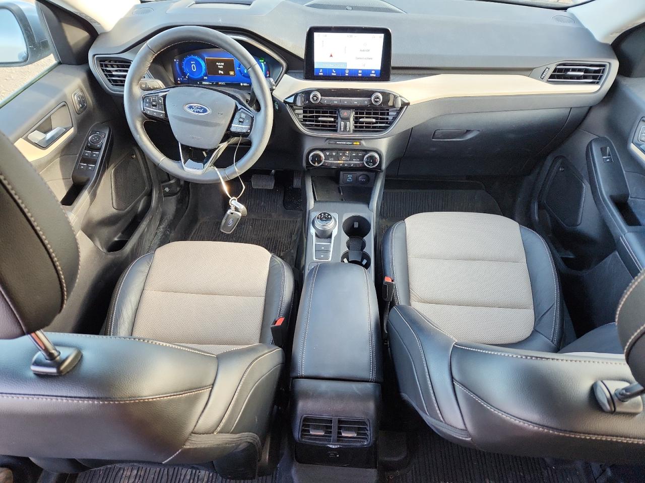 FORD ESCAPE TITANIUM