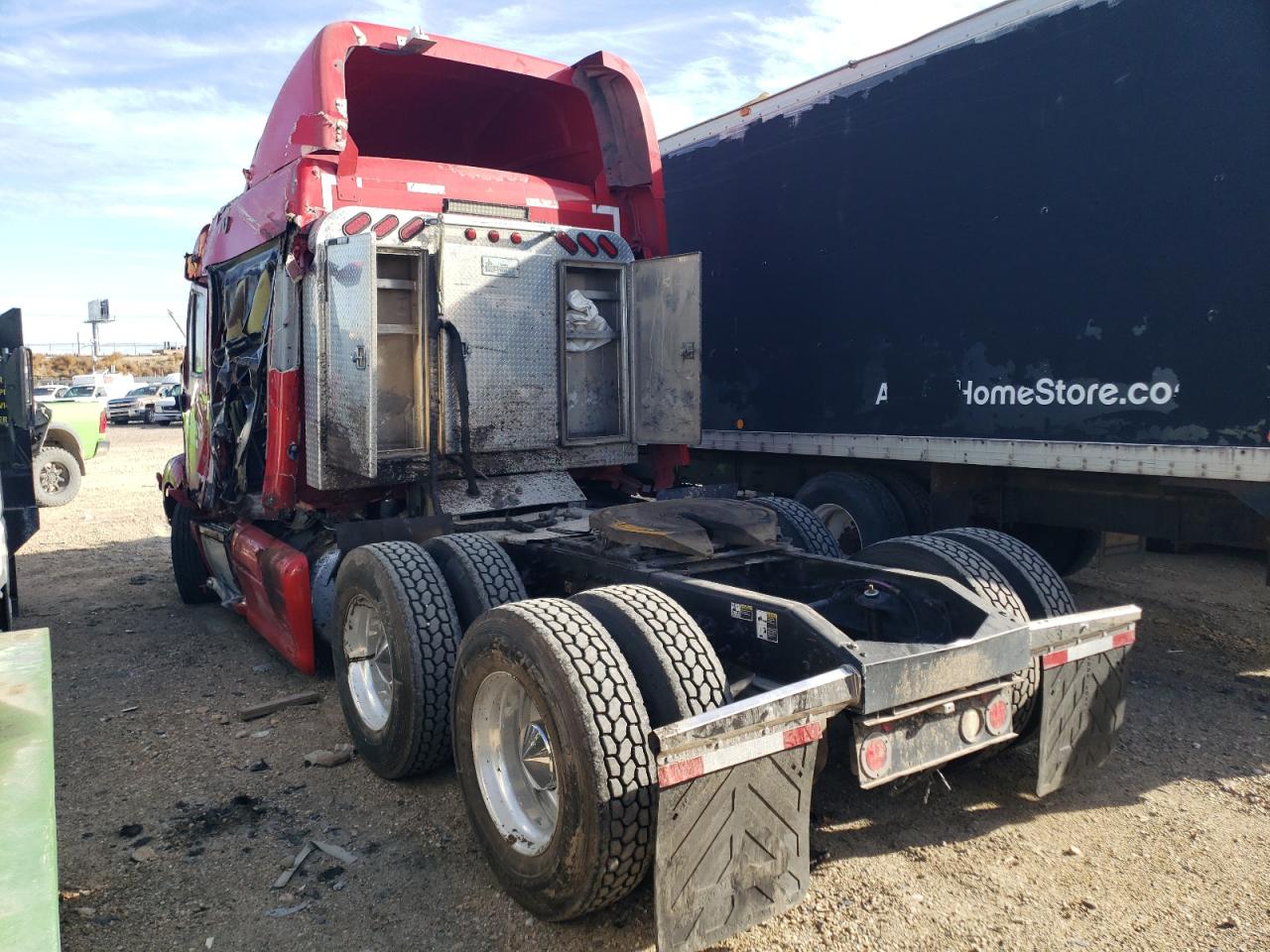 Lot #3311502300 2012 PETERBILT 587