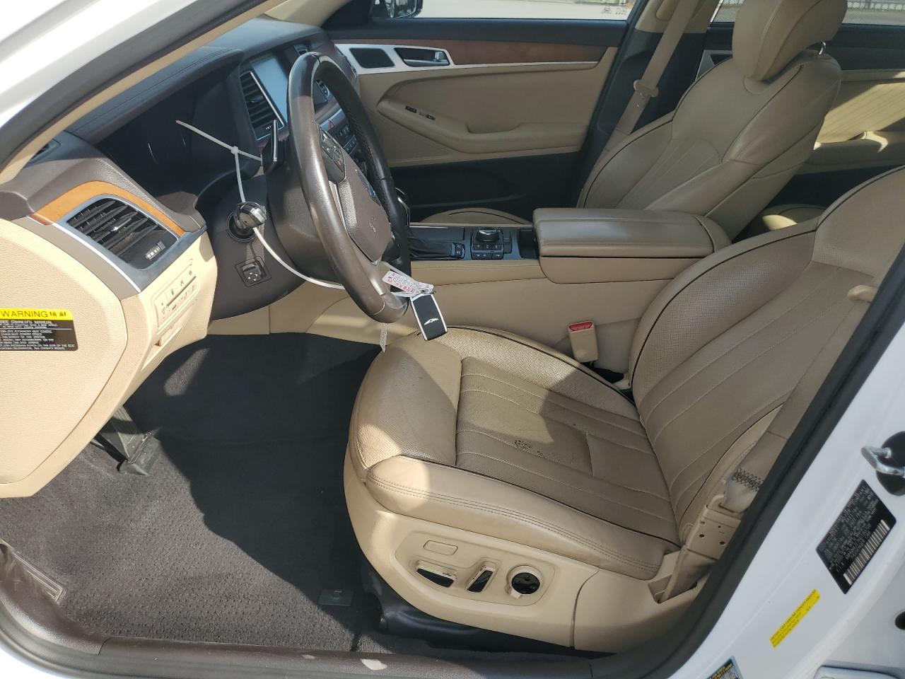 HYUNDAI GENESIS BASE