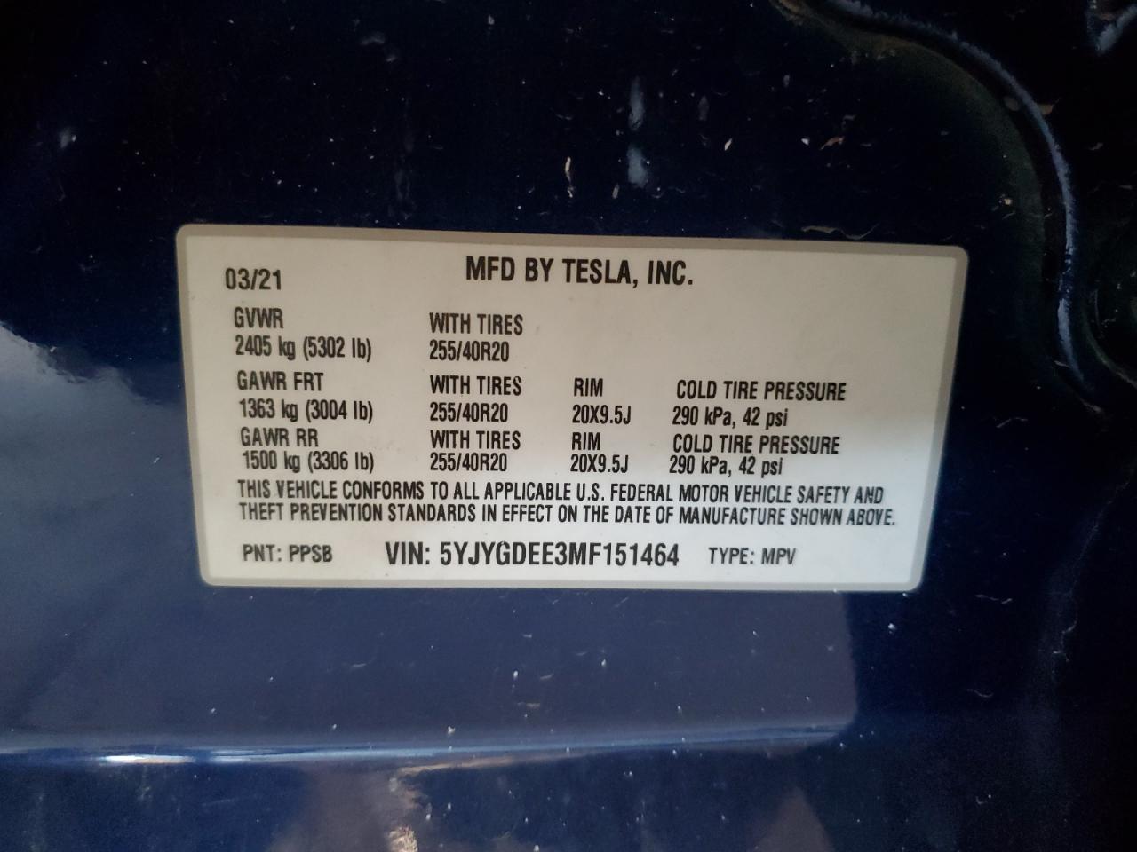TESLA MODEL Y