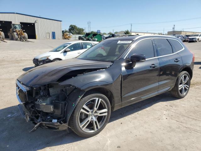 VOLVO XC60 T5 MOMENTUM