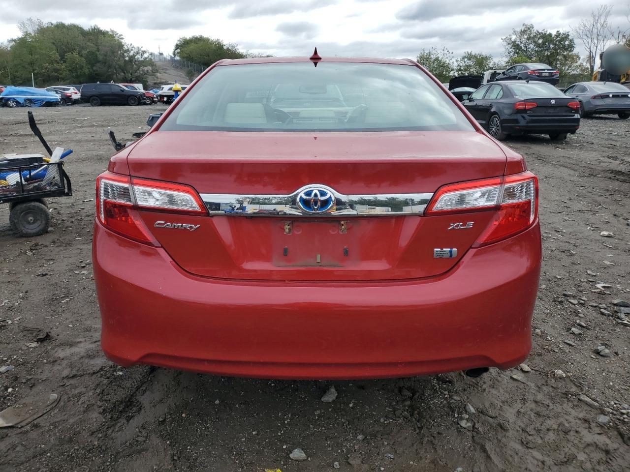 TOYOTA CAMRY HYBRID