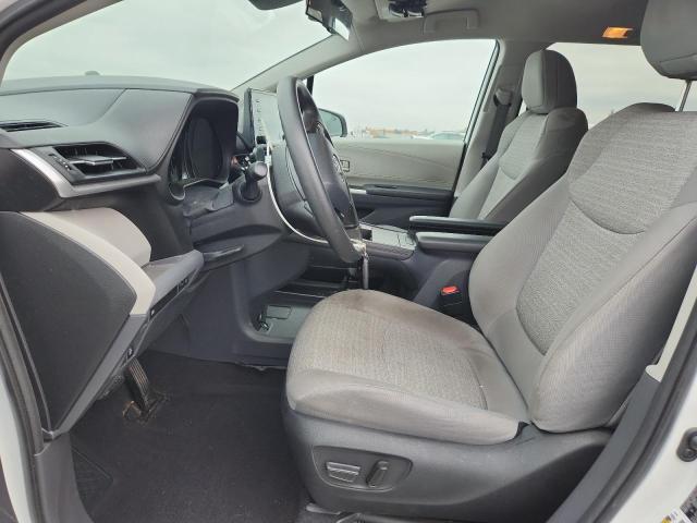 2022 TOYOTA SIENNA LE - 5TDKRKECXNS102875