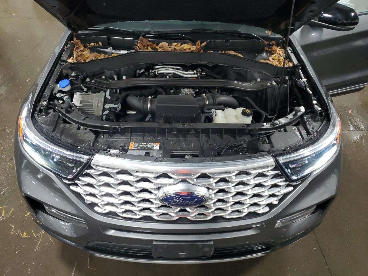 FORD EXPLORER PLATINUM