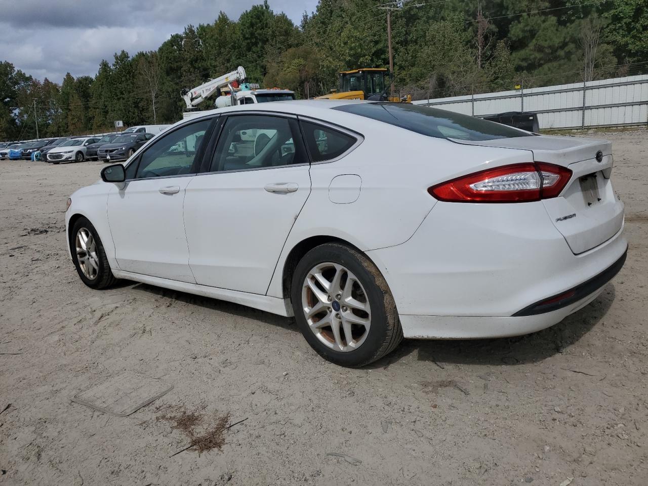 FORD FUSION SE