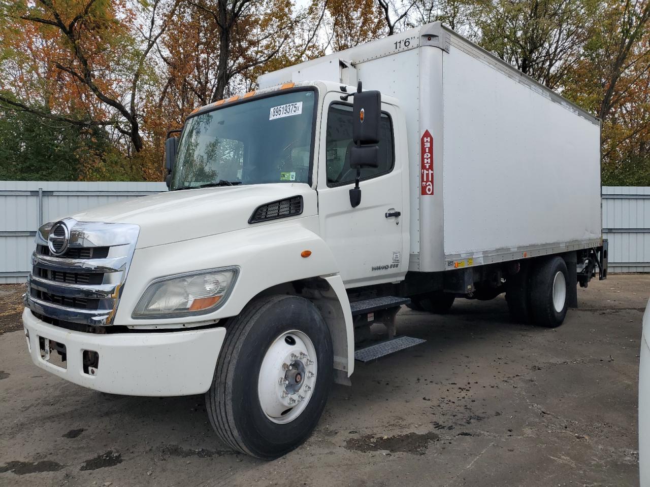 Lot #3276461662 2013 HINO 268