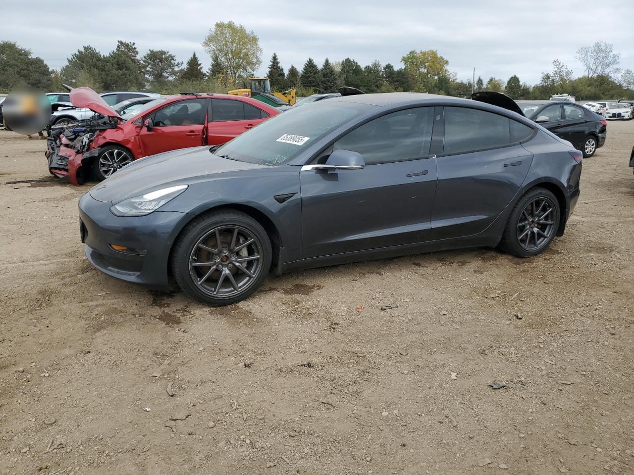 Lot #3284114541 2018 TESLA MODEL 3