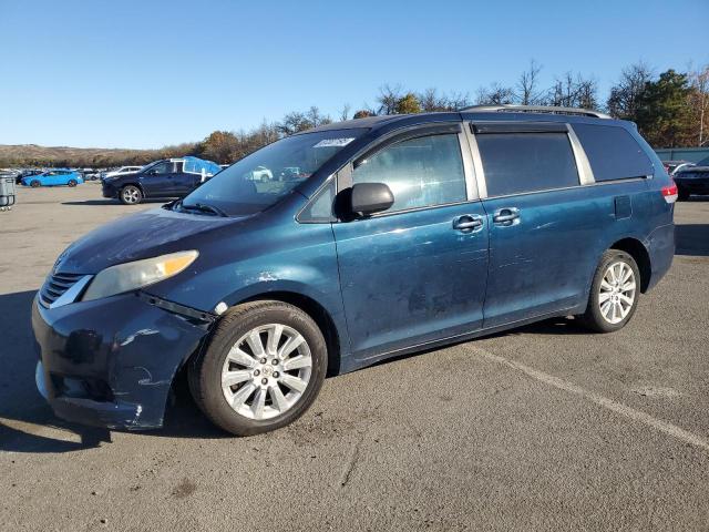 Global Auto Auctions: 2011 TOYOTA SIENNA LE