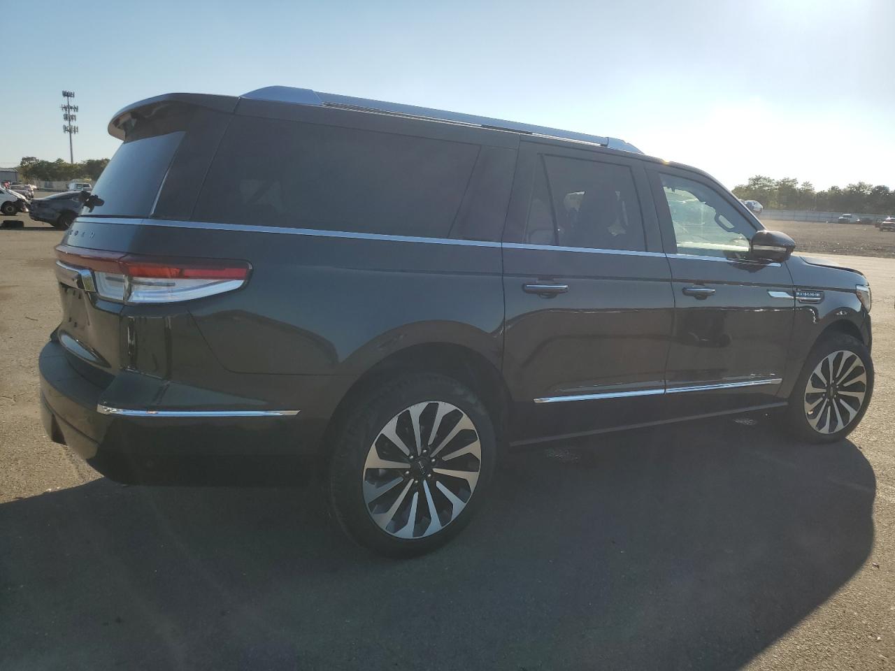 LINCOLN NAVIGATOR L RESERVE