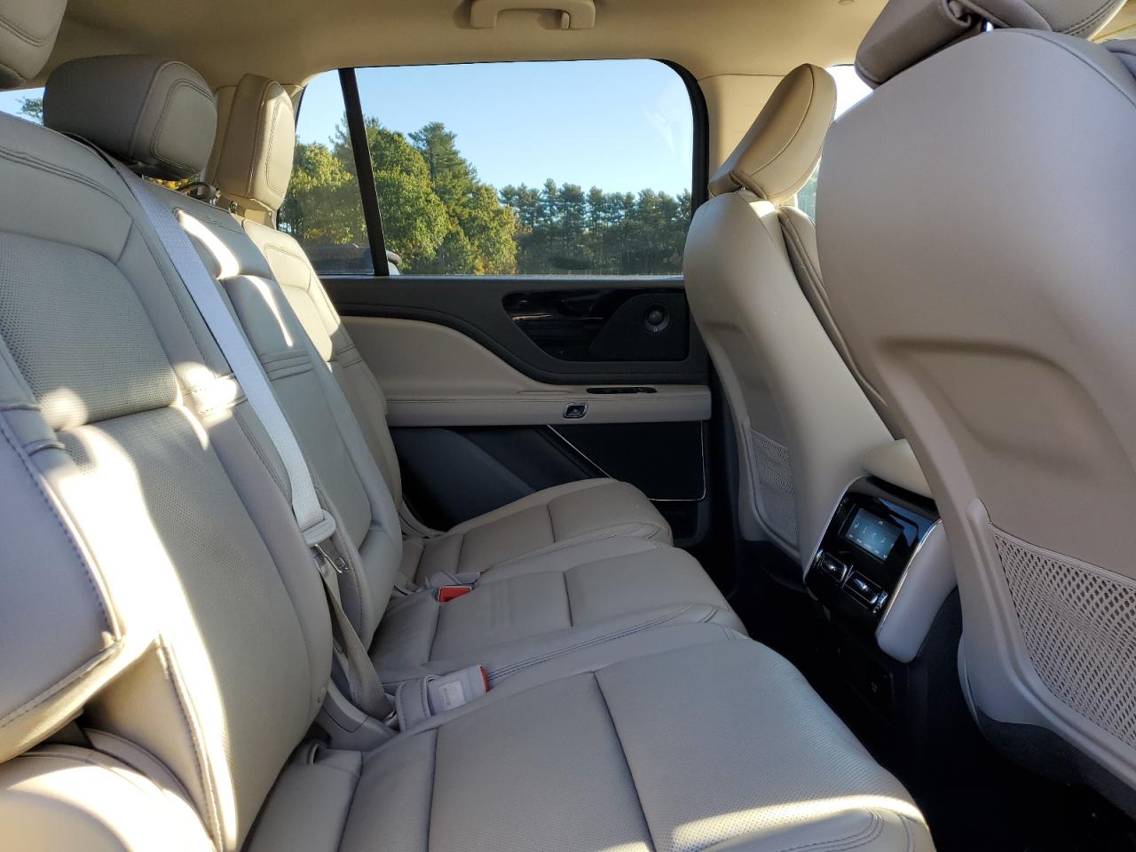 LINCOLN AVIATOR RESERVE