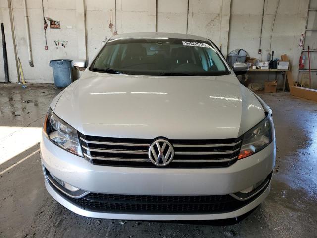 2015 VOLKSWAGEN PASSAT S - 1VWAT7A3XFC104285