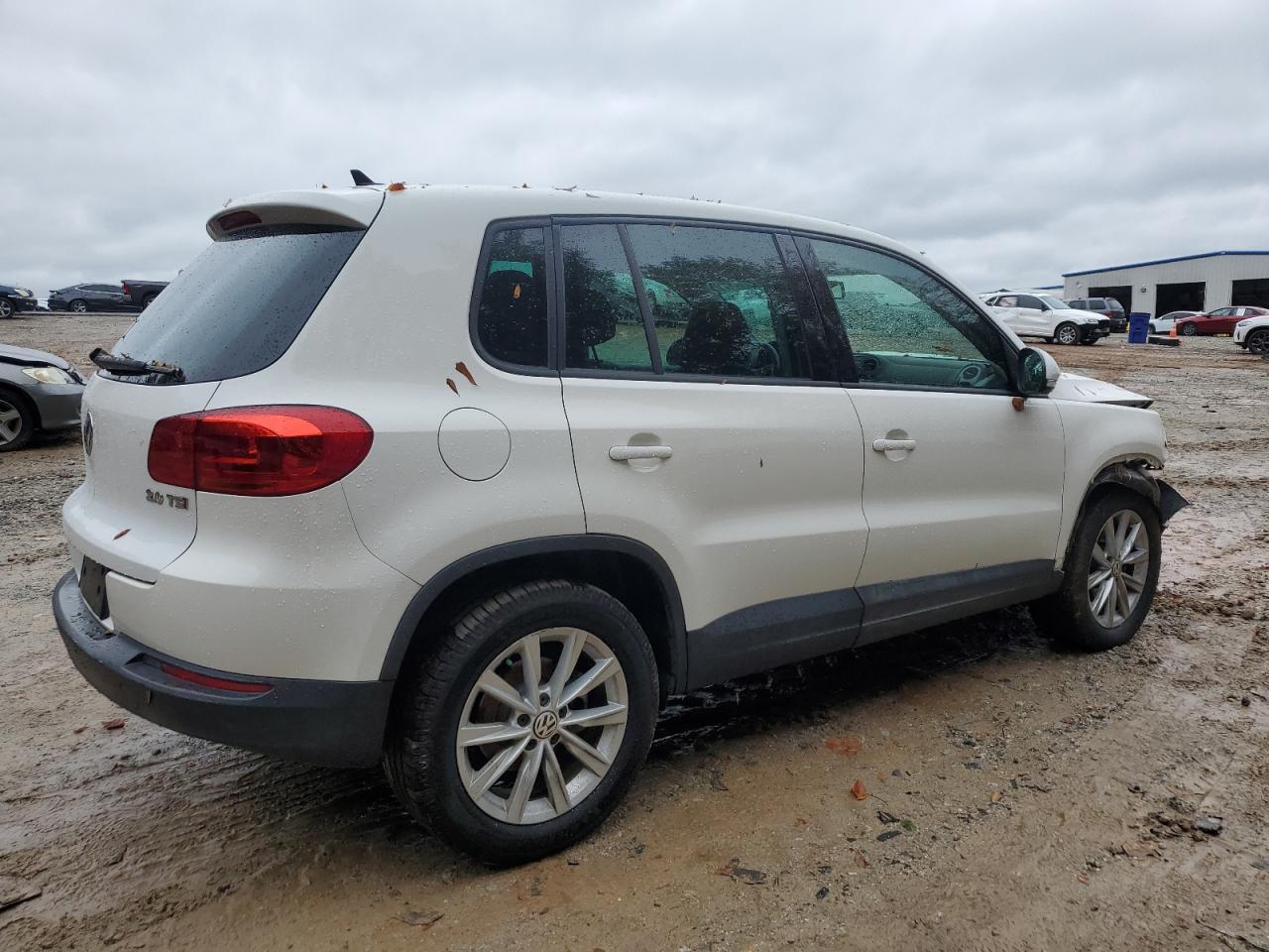 VOLKSWAGEN TIGUAN S