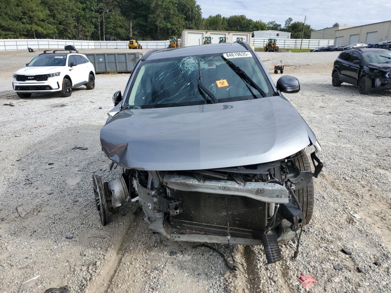 MITSUBISHI OUTLANDER SE