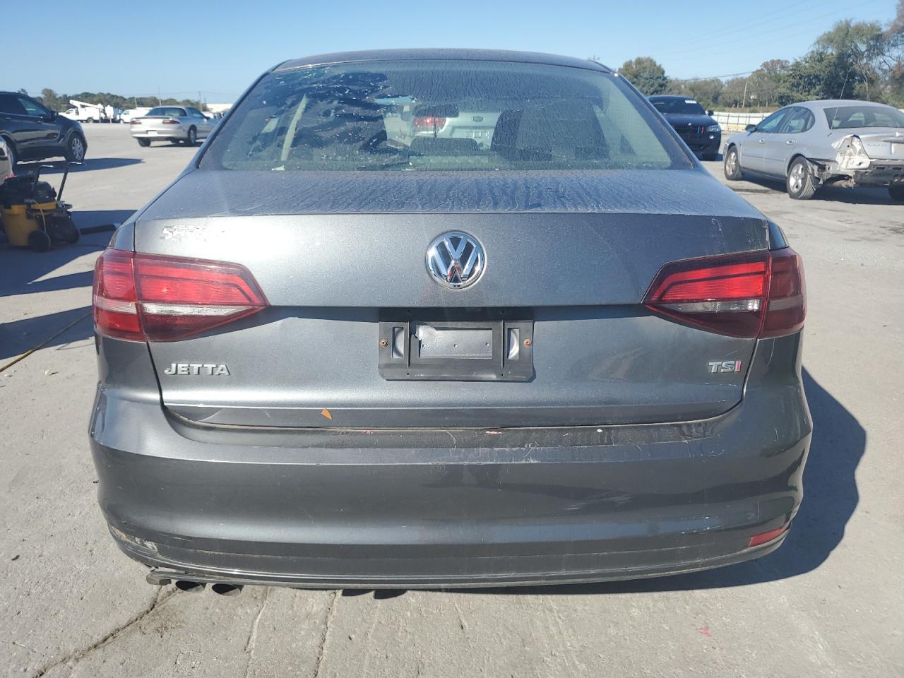 VOLKSWAGEN JETTA S