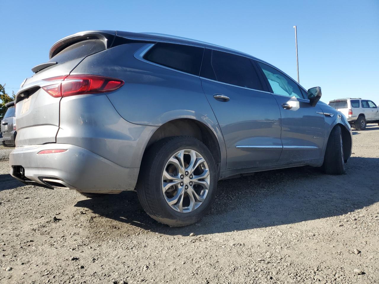 BUICK ENCLAVE AVENIR