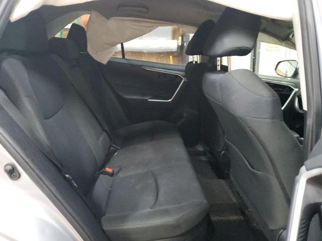 2019 TOYOTA RAV4 LE - JTMMWRFV7KD029286