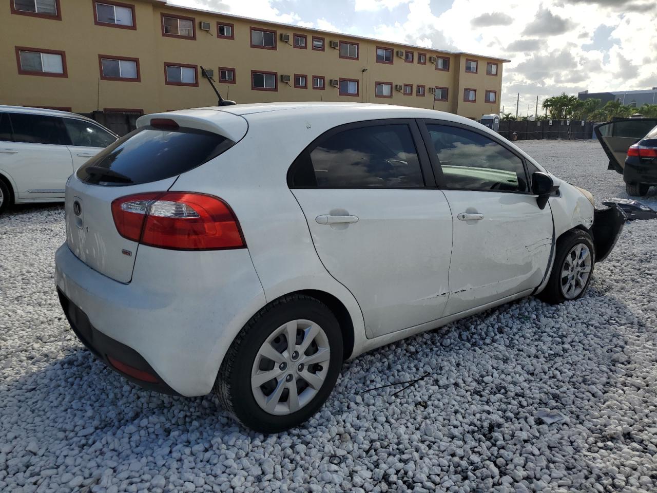 KIA RIO LX