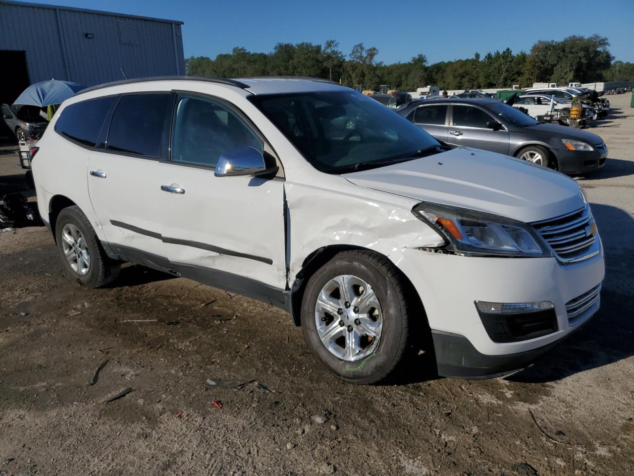 CHEVROLET TRAVERSE LS