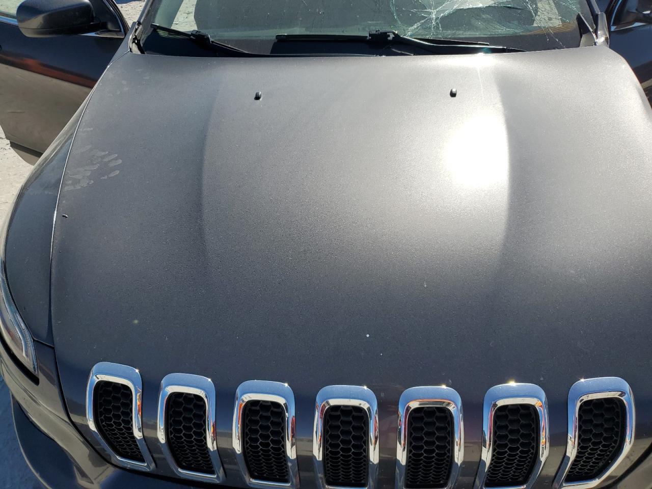 JEEP GRAND CHEROKEE LATITUDE