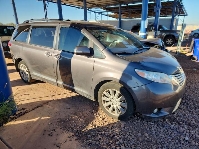 2013 TOYOTA SIENNA XLE - 5TDYK3DC5DS366283