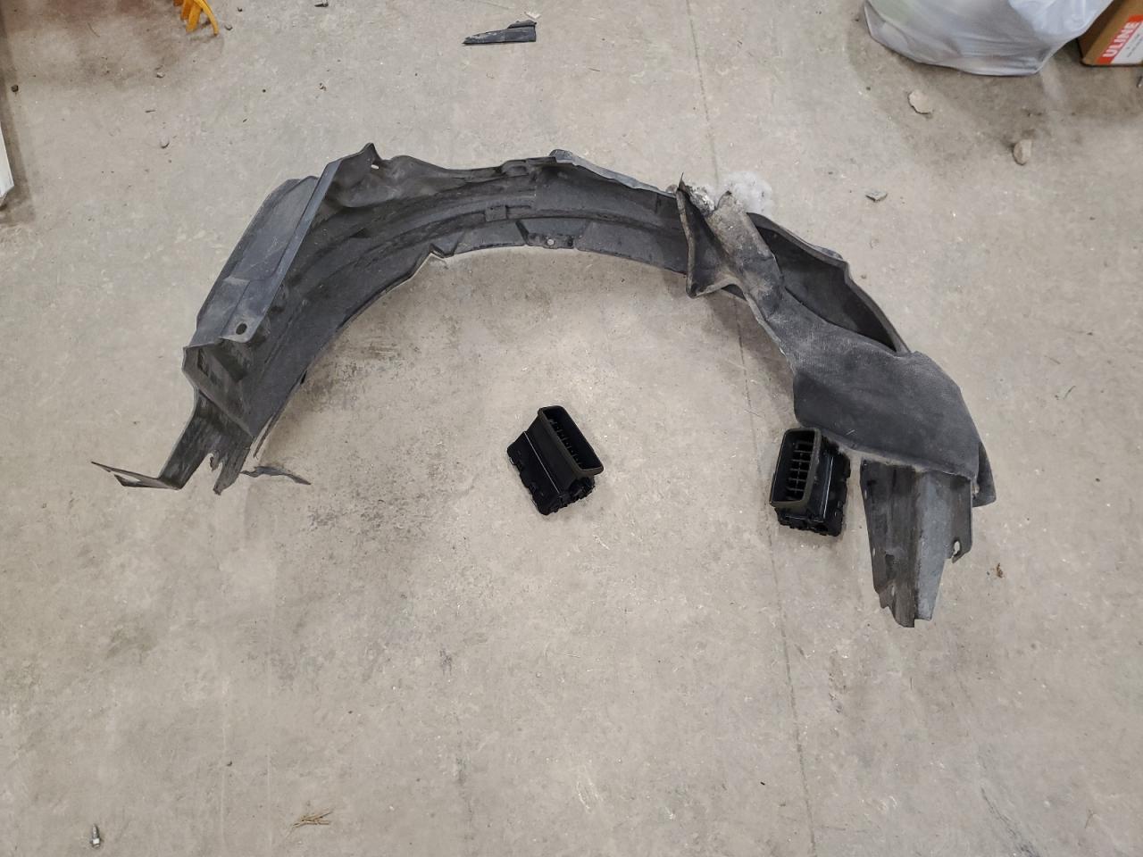 MITSUBISHI OUTLANDER SE