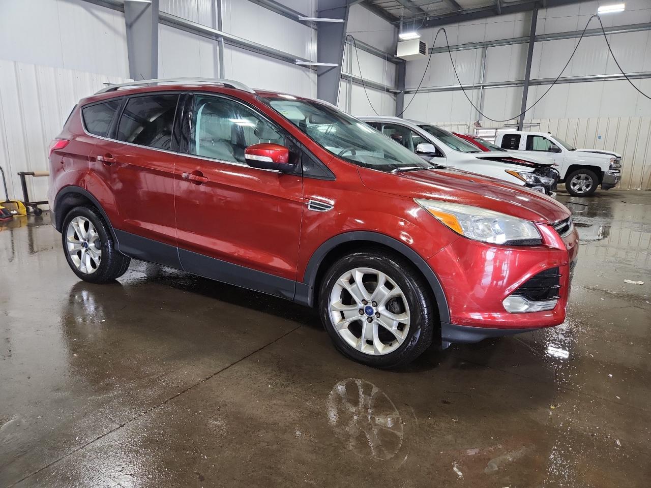 FORD ESCAPE TITANIUM